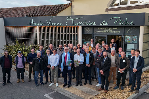 Signature de l'arrêté d'approbation du PDPG par M. Le Préfet