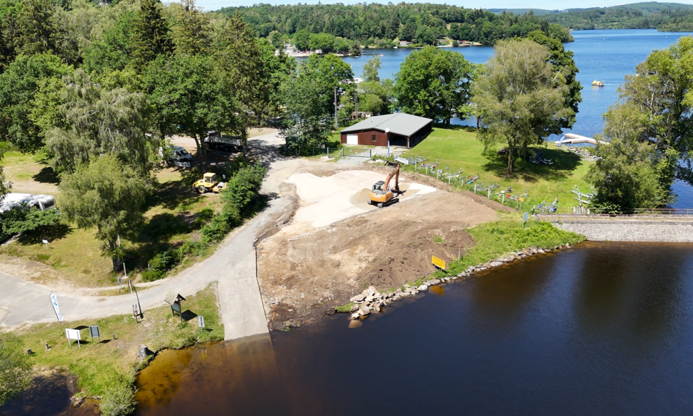 Travaux sur la mise à l'eau d'Auphelle - Lac de Vassivière